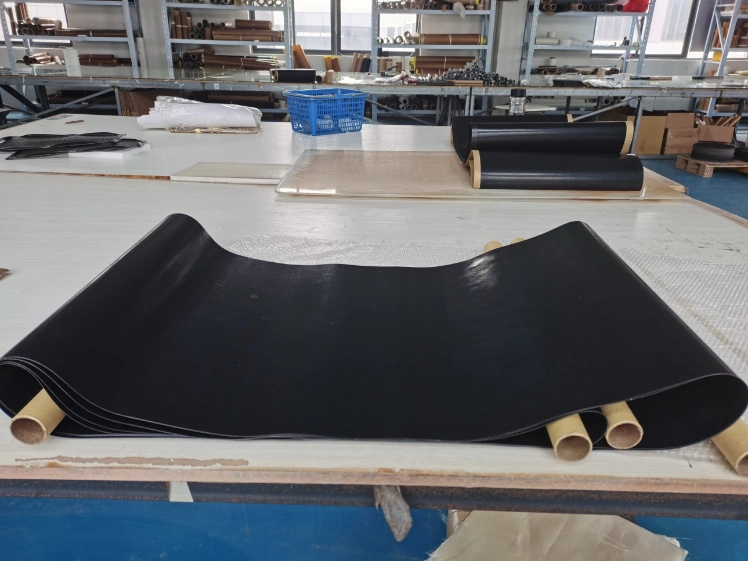 Non Stick PTFE Coated Fiberglass Cloth Fabric Seamless Fusing Machine Conveyor Belt